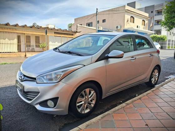 HYUNDAI HB20 1.6 PREMIUM 16V FLEX 4P AUTOMÁTICO